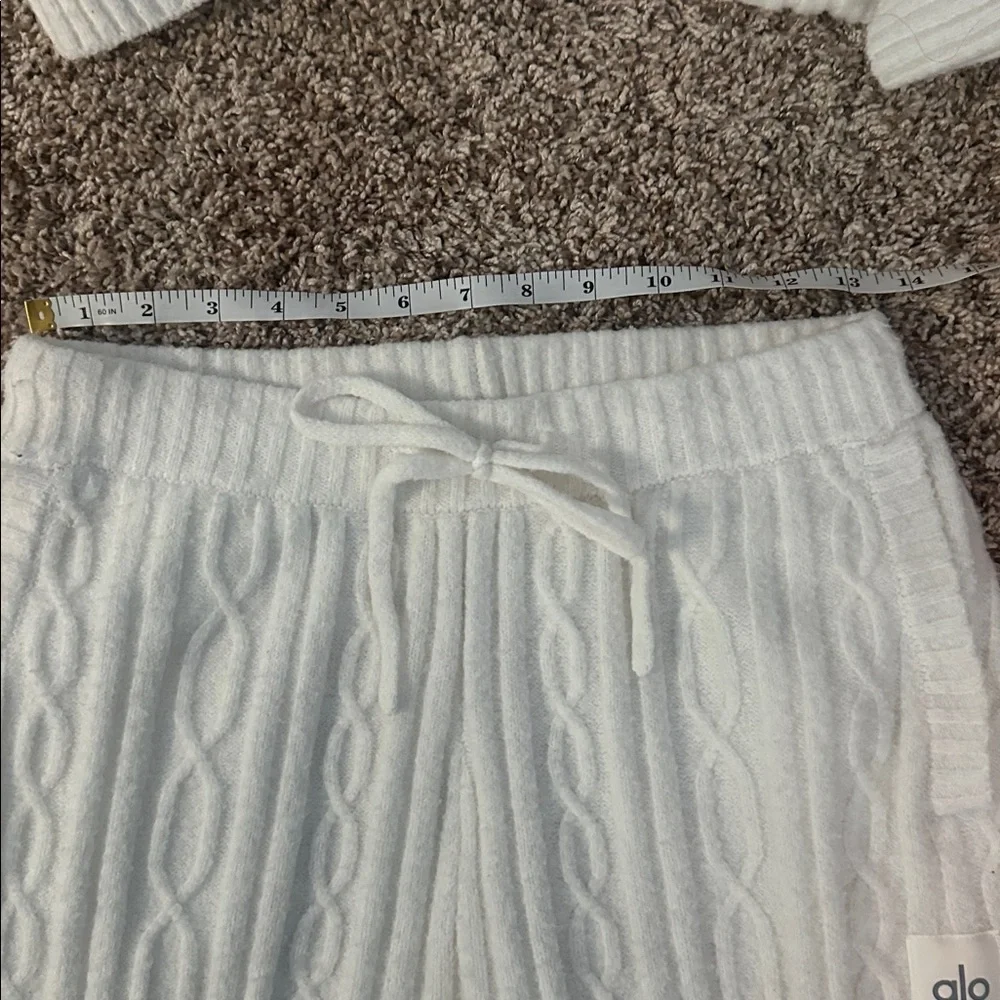 ALO Yoga Winter Bliss Hoodie & Pants Set Ivory - Picture 7 of 15